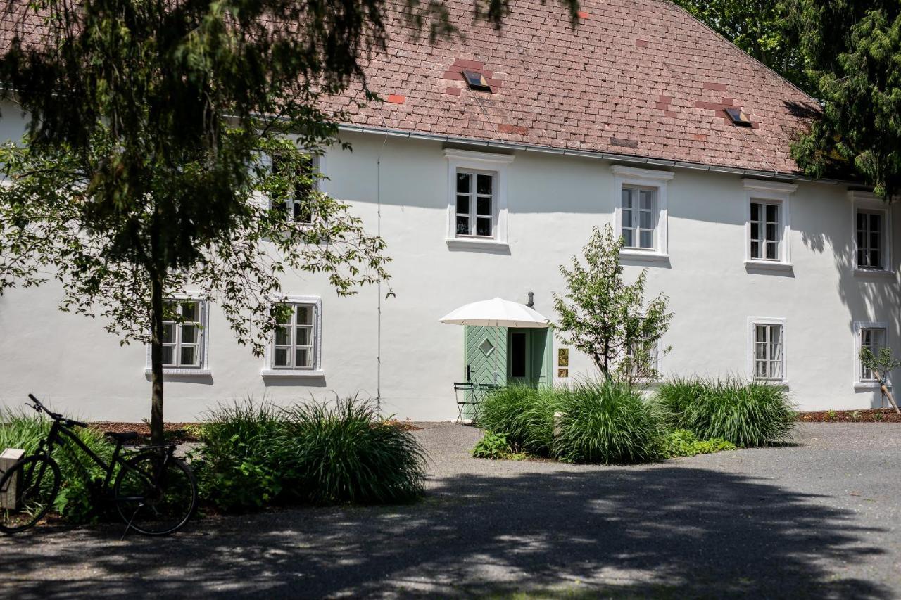 Boutique Hotel Zum Oberjager, Schloss Lackenbach Eksteriør billede