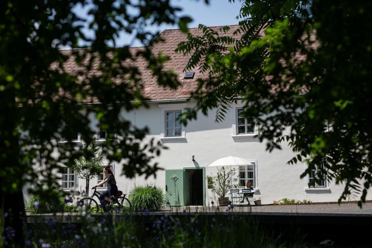 Boutique Hotel Zum Oberjager, Schloss Lackenbach Eksteriør billede